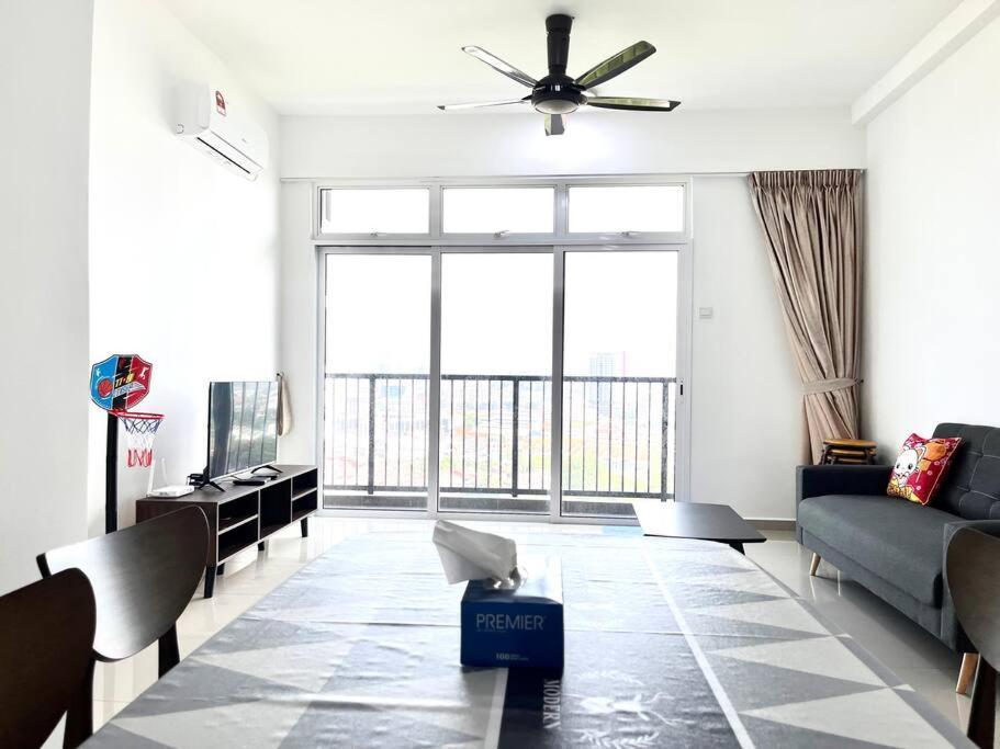 Urban Home-Swimming Pool-City Center Malacca Екстер'єр фото