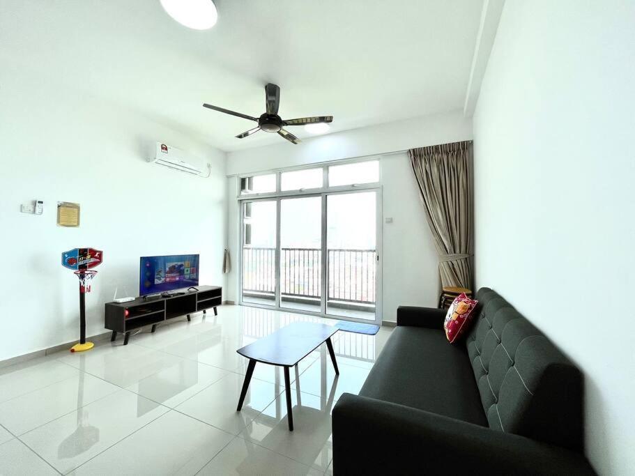 Urban Home-Swimming Pool-City Center Malacca Екстер'єр фото