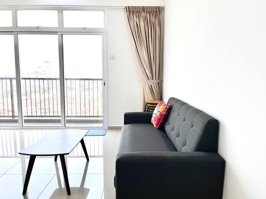 Urban Home-Swimming Pool-City Center Malacca Екстер'єр фото