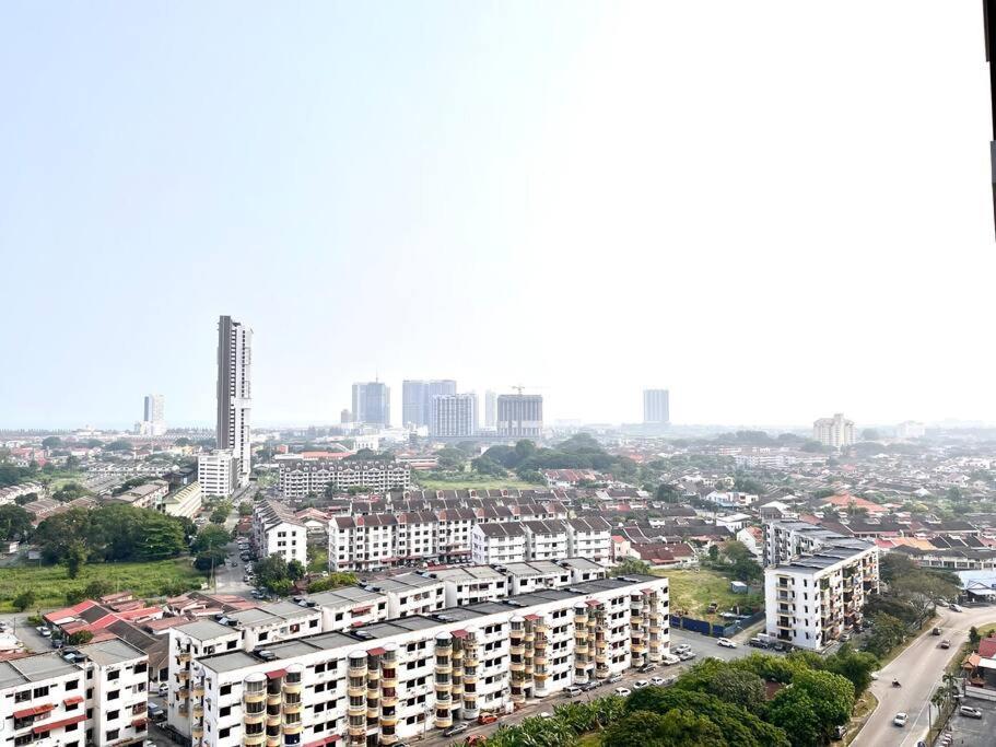 Urban Home-Swimming Pool-City Center Malacca Екстер'єр фото