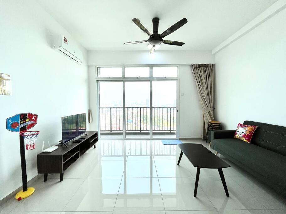 Urban Home-Swimming Pool-City Center Malacca Екстер'єр фото